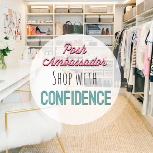 Meet your Posher, Elle - Picture 6 of 6